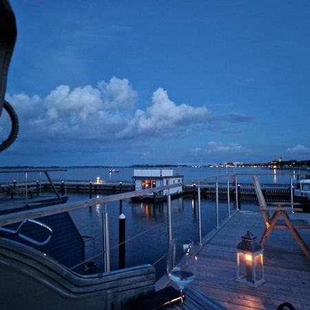 Hotel Hausboot Liliput Stralsund Esterno foto